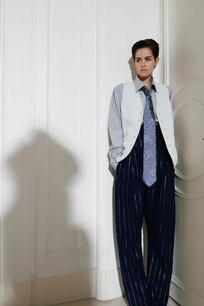 Look 9